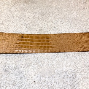 vintage GIANNI VERSACE “greca” buckle leather belt