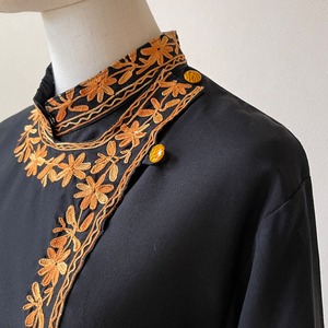Oriental Embroidery Blouse AD92