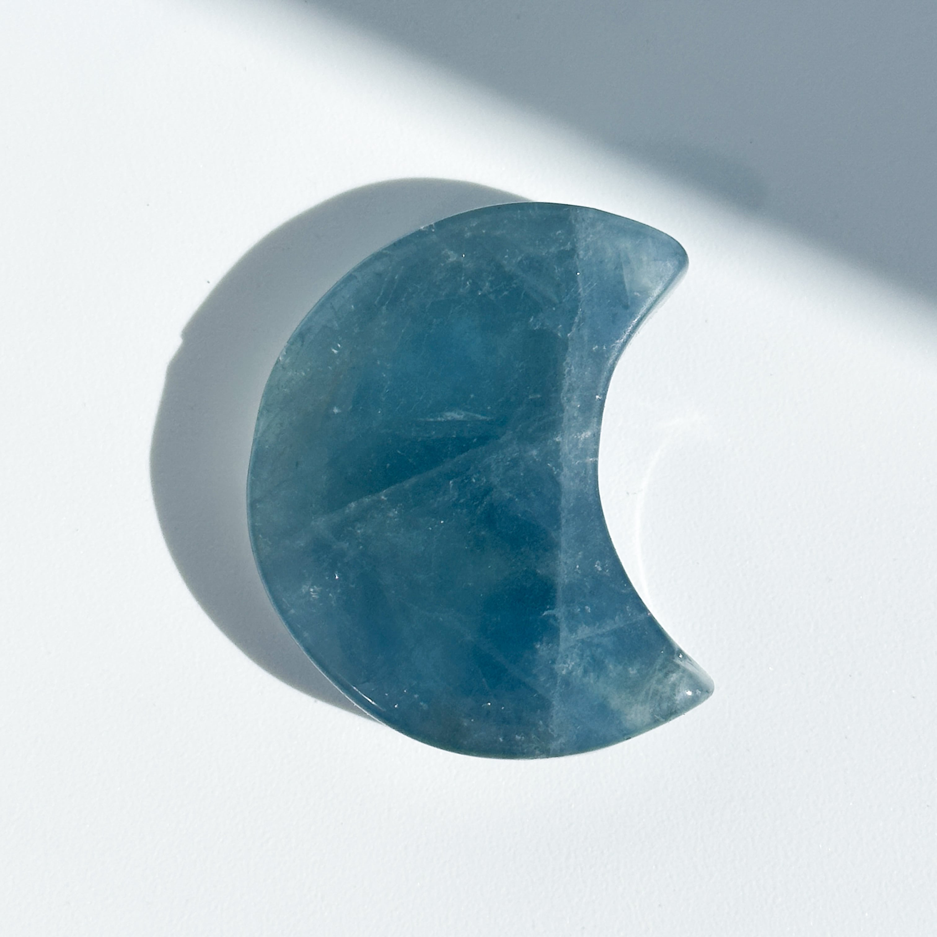 ブルーフローライト 三日月03◇ Fluorite ◇天然石・鉱物・パワーストーン