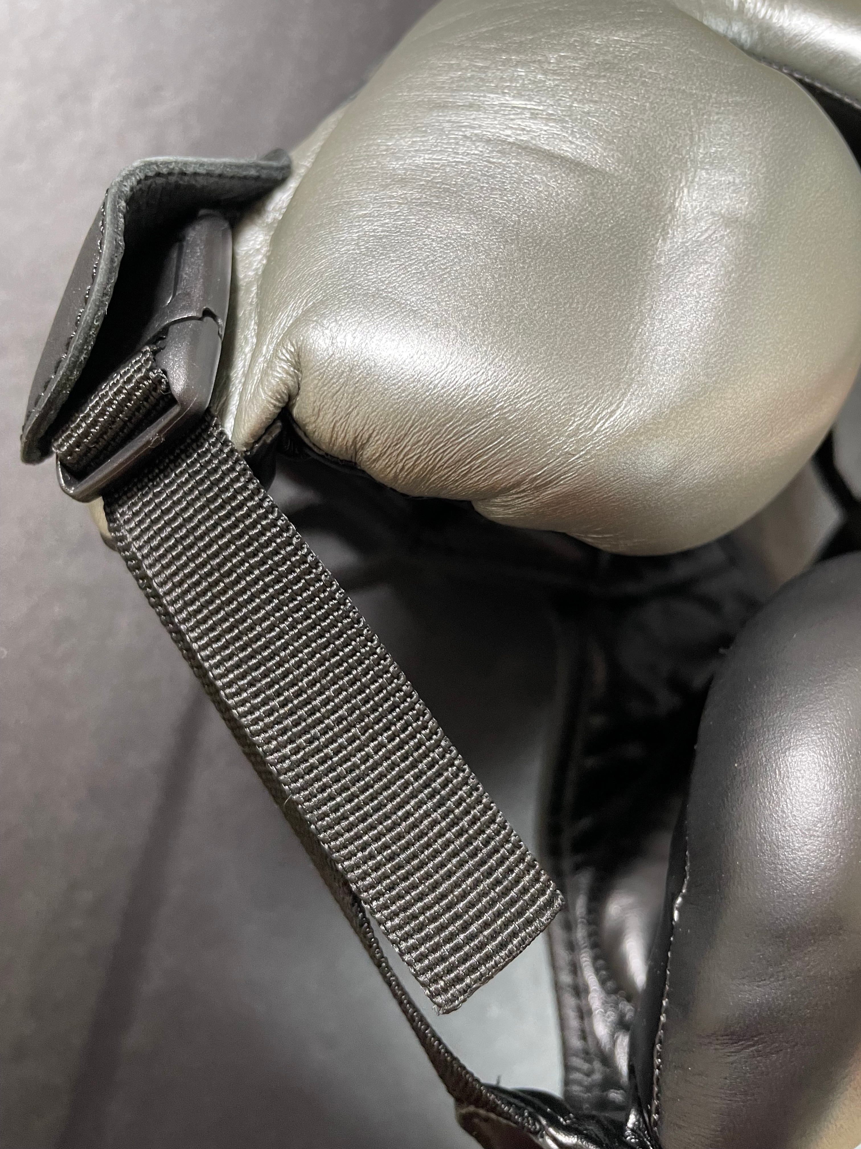 アダムスプロヘッドギアブラック/シルバー | ボクシング格闘技専門店