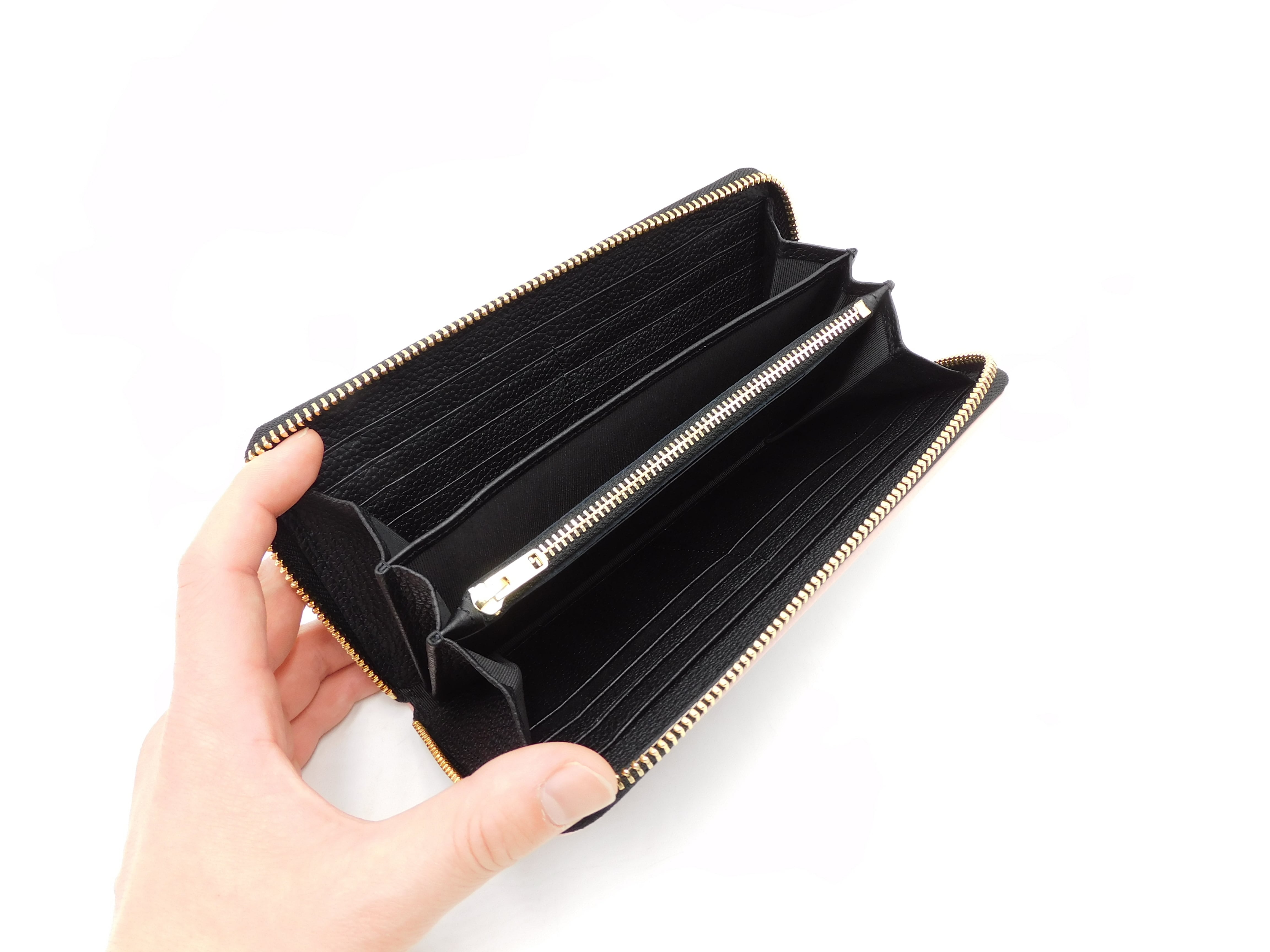 キティ印傳 ラウンド長財布 桜柄 | 浅草前川印傳｜公式オンラインショップ