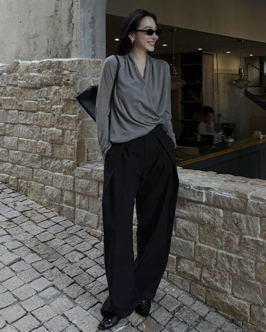 ミニマルドレープパンツ A25067