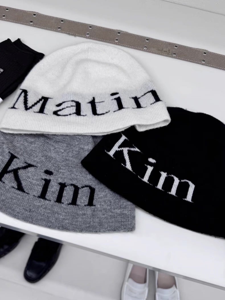 Matin Kim】 LOGO JACQUARD SHORT BEANIE | in the mist