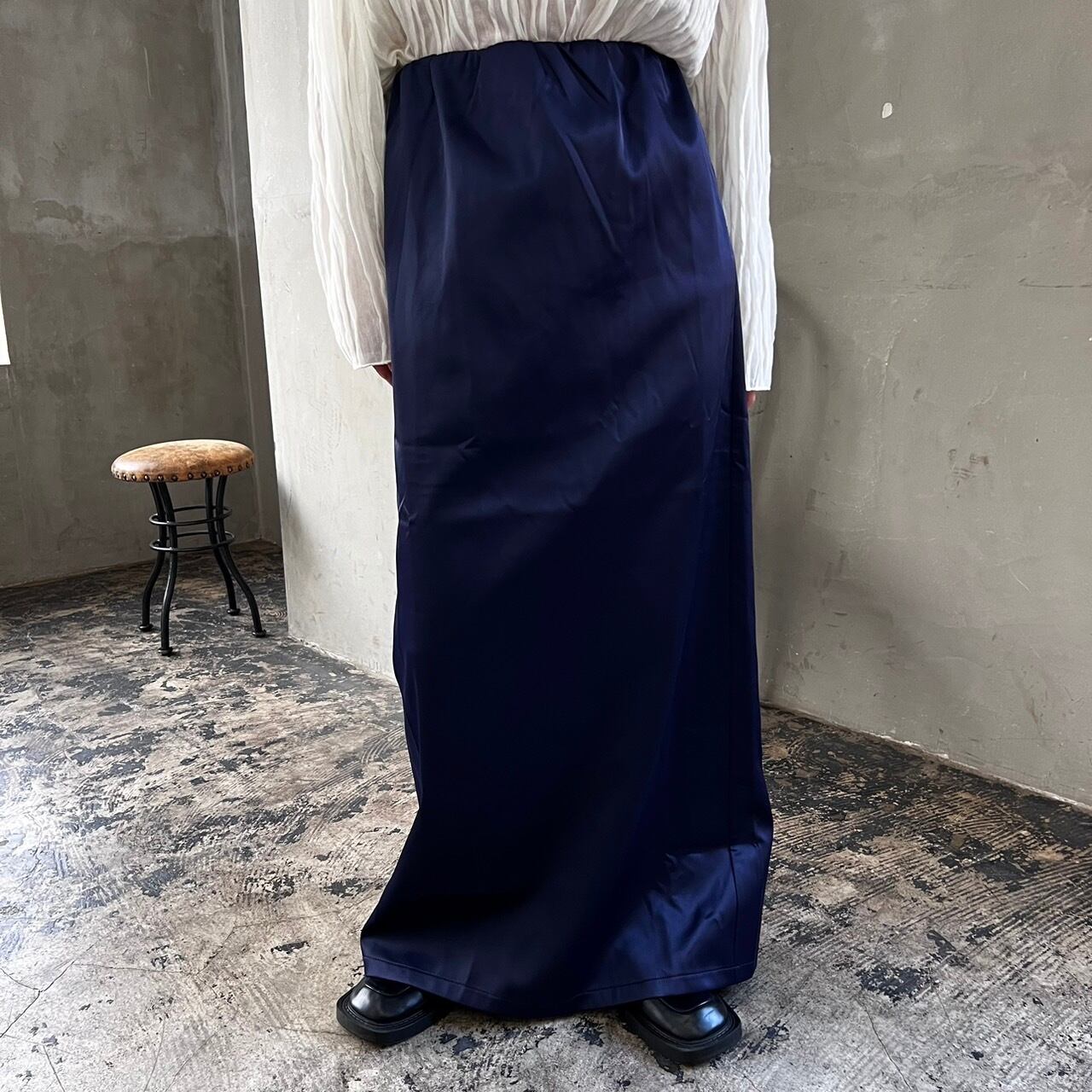 バックスリットロングスカート_LNH00043