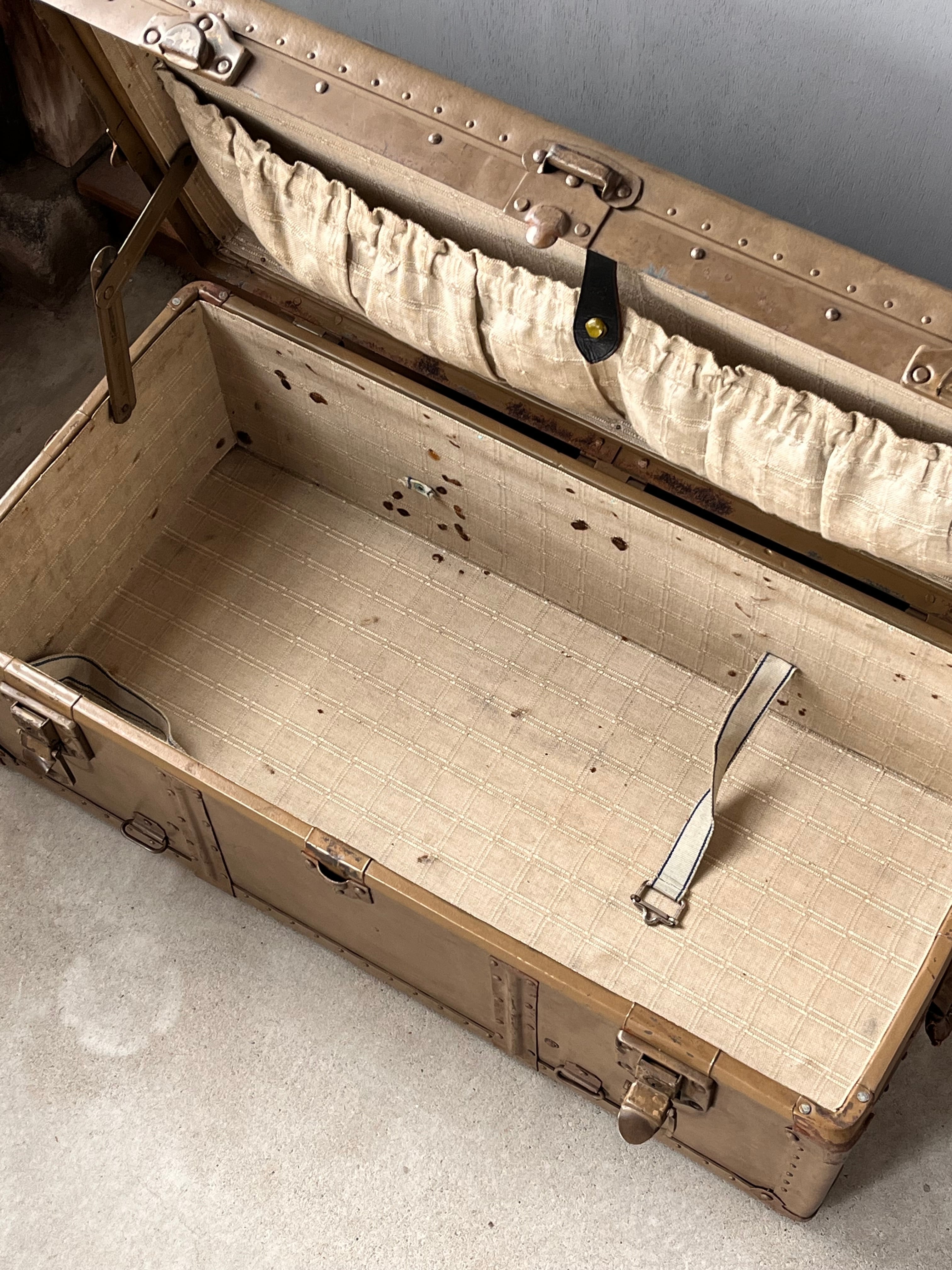 日本軍のトランク | Legacy Market［レガシーマーケット］｜古道具・古