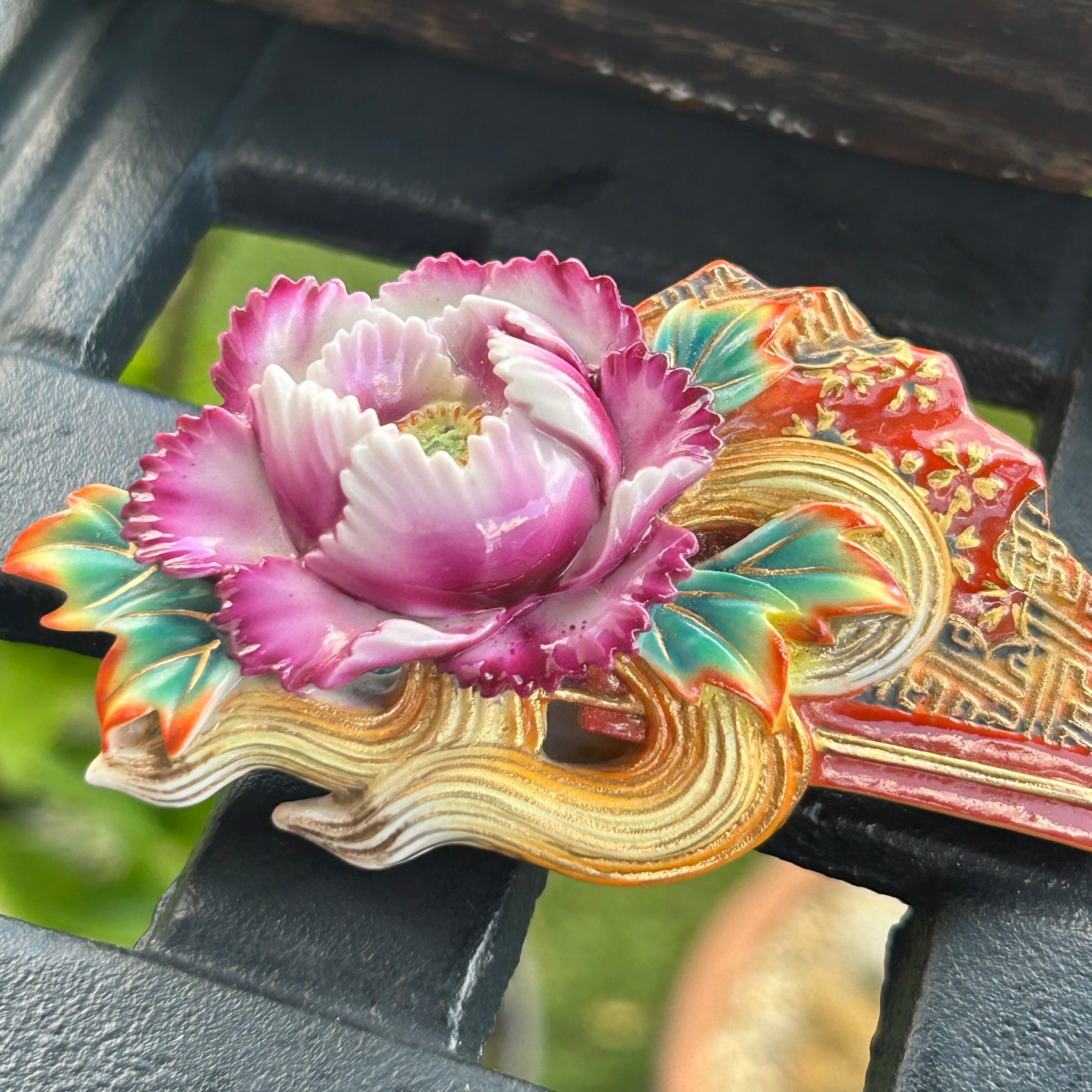 アンティークToshikaneJewelly  俊兼の大きな牡丹扇の帯留め　