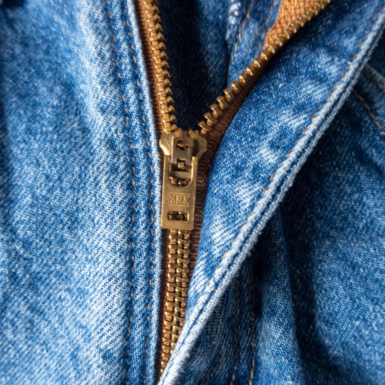 2021s carhartt b17 denim