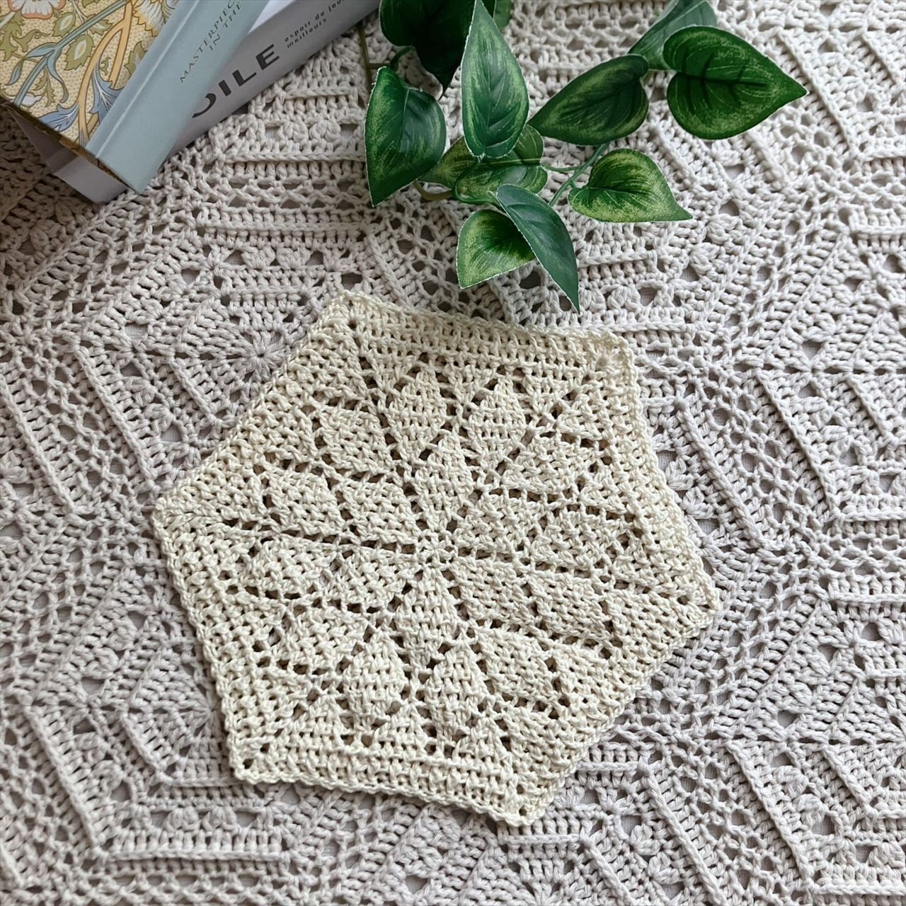 手編みキット】かぎ針編みのダイヤ柄ニッタオル | 手編み雑貨の編み図