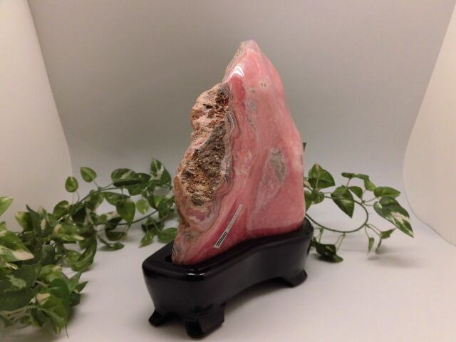 【送料無料】【高品質】【美品】4.3kg 特大インカローズ原石台座付