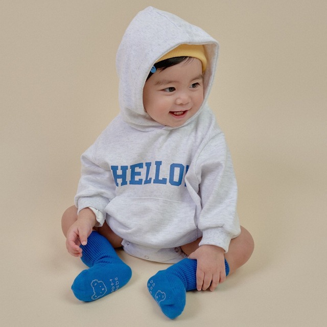 【BABY】秋新作　英字柄ロンパース