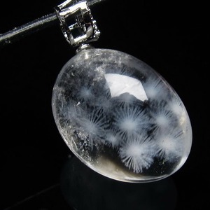 水晶 ペンダント レーザー彫刻 [M便 1/20] 112-4389