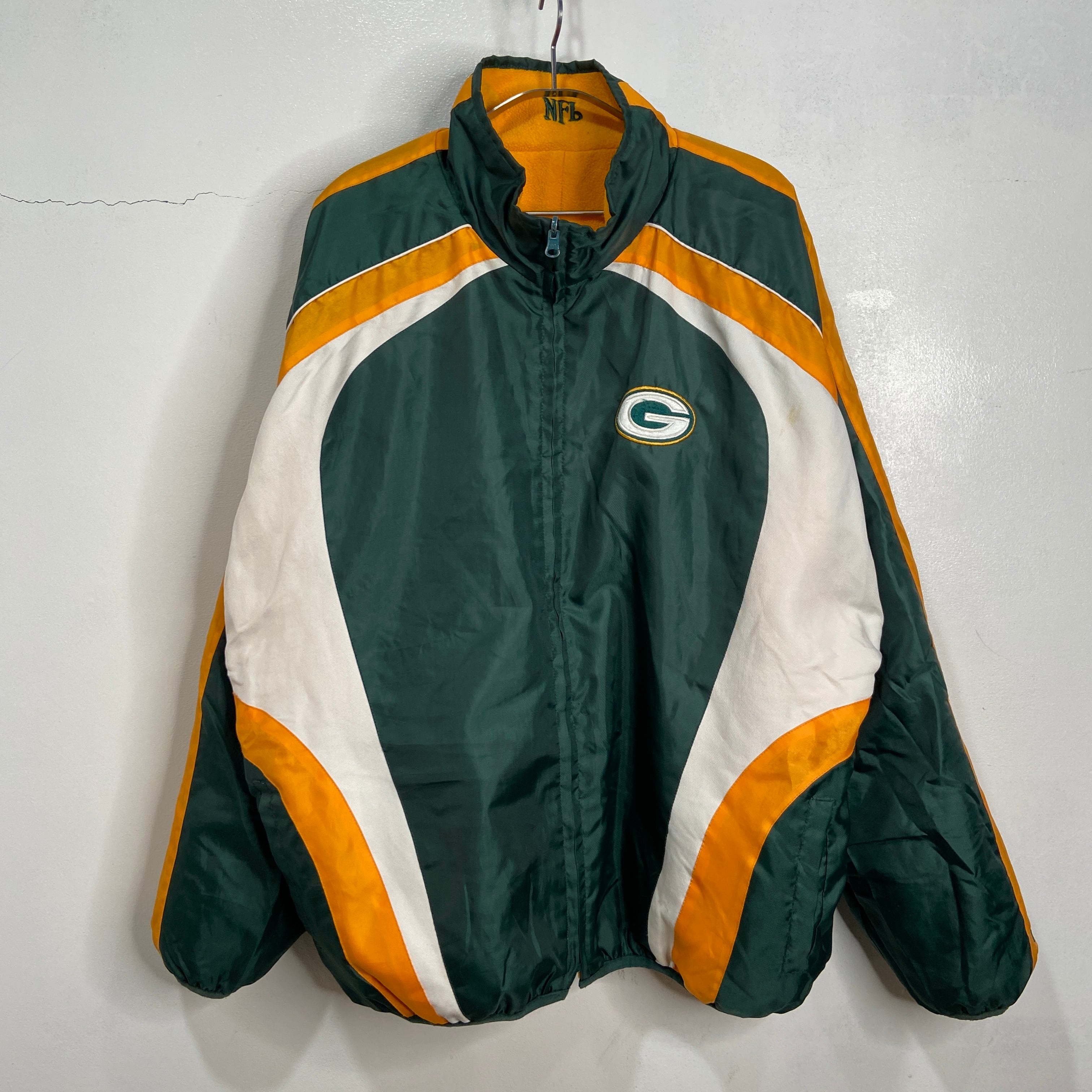 【稀少】NFL グリーンベイパッカーズ 刺繍 中綿 ナイロンジャケット 緑黄色