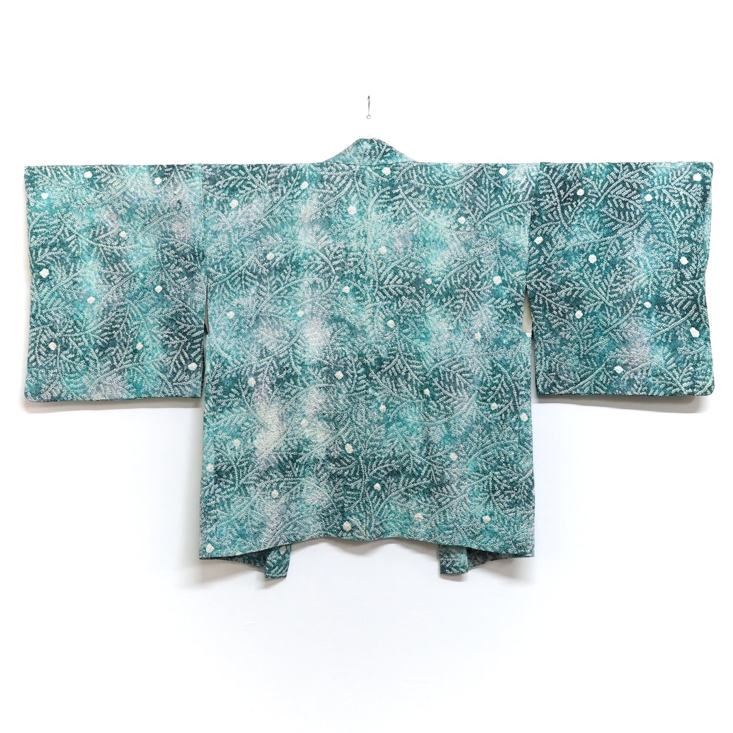 【未使用】正絹 着物 ストライプ アジアン エスニック レトロヴィンテージ工芸品 未使用】正絹 着物 ストライプ アジアン エスニック レトロ