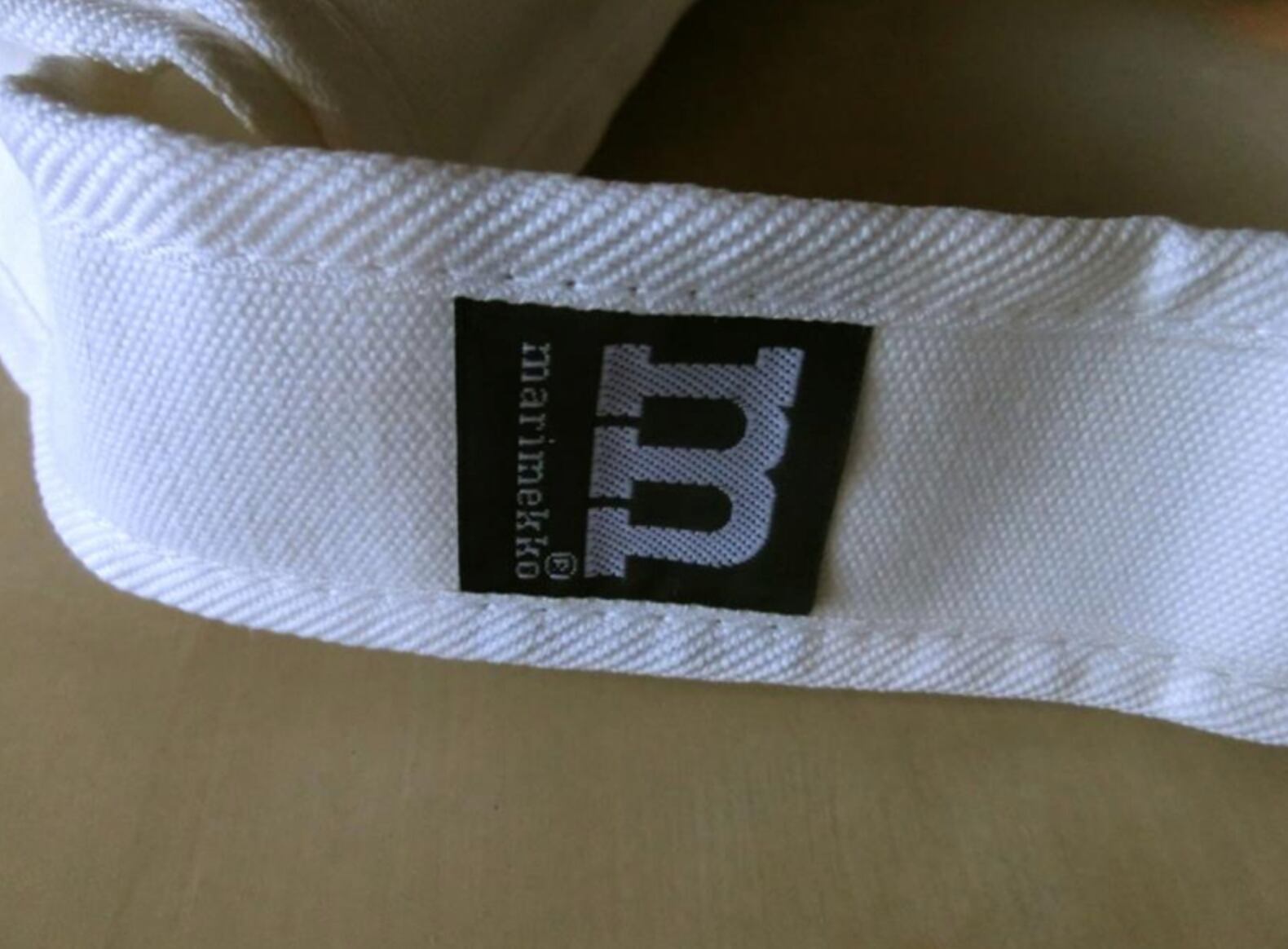 marimekko shoulder bag OLKALAUKKU マリメッコ ショルダーバッグ OLKALAUKKU ホワイト（日本未入荷）