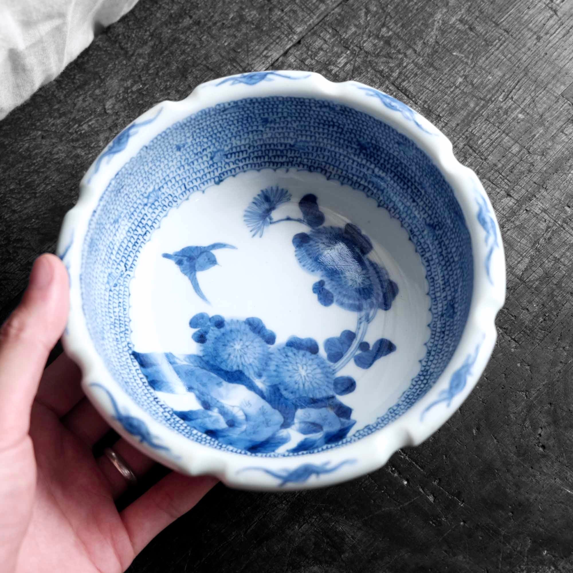 美しい青◇花と鳥と微塵子。古伊万里 染付鉢 碗 蝶々 骨董品 antiques