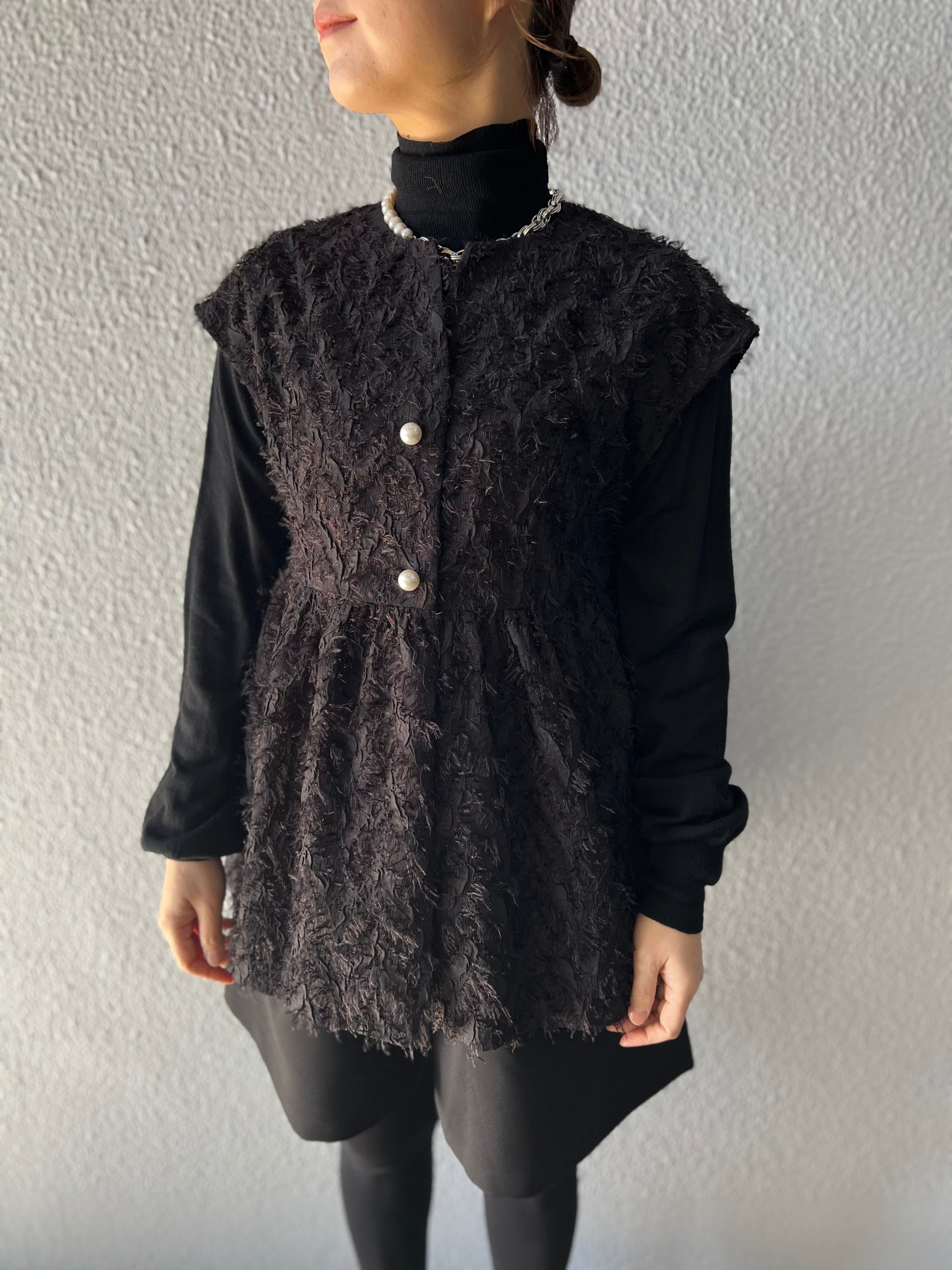 【PASSIONE】パールボタンシャギーフリンジジレ　516929