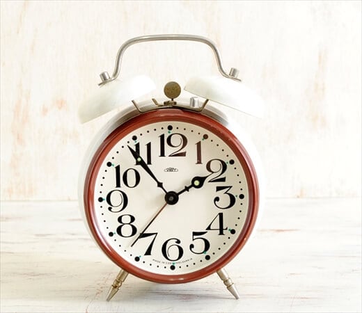 チェコスロバキア製 ヴィンテージ PRIM 手巻き 目覚まし時計 ゼンマイ式 アンティーク時計 ig0986 | ヴィンテージ雑貨のお店 Callum  shop powered by BASE