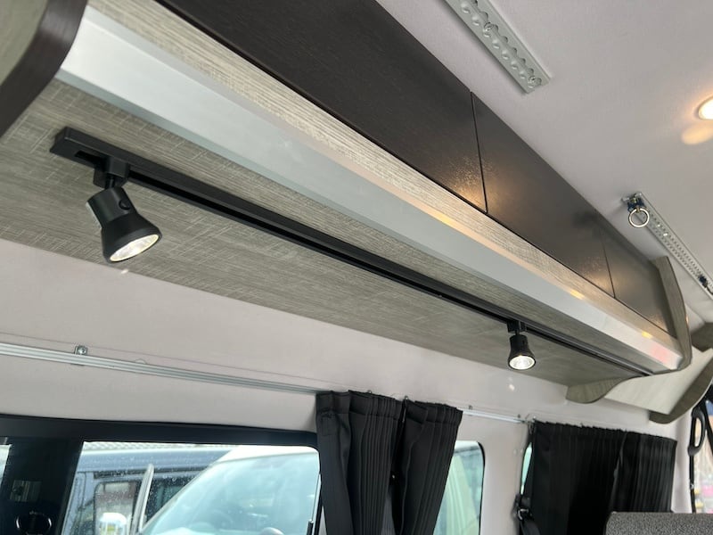 レール式ライト用レール 12V 1540mm | travois