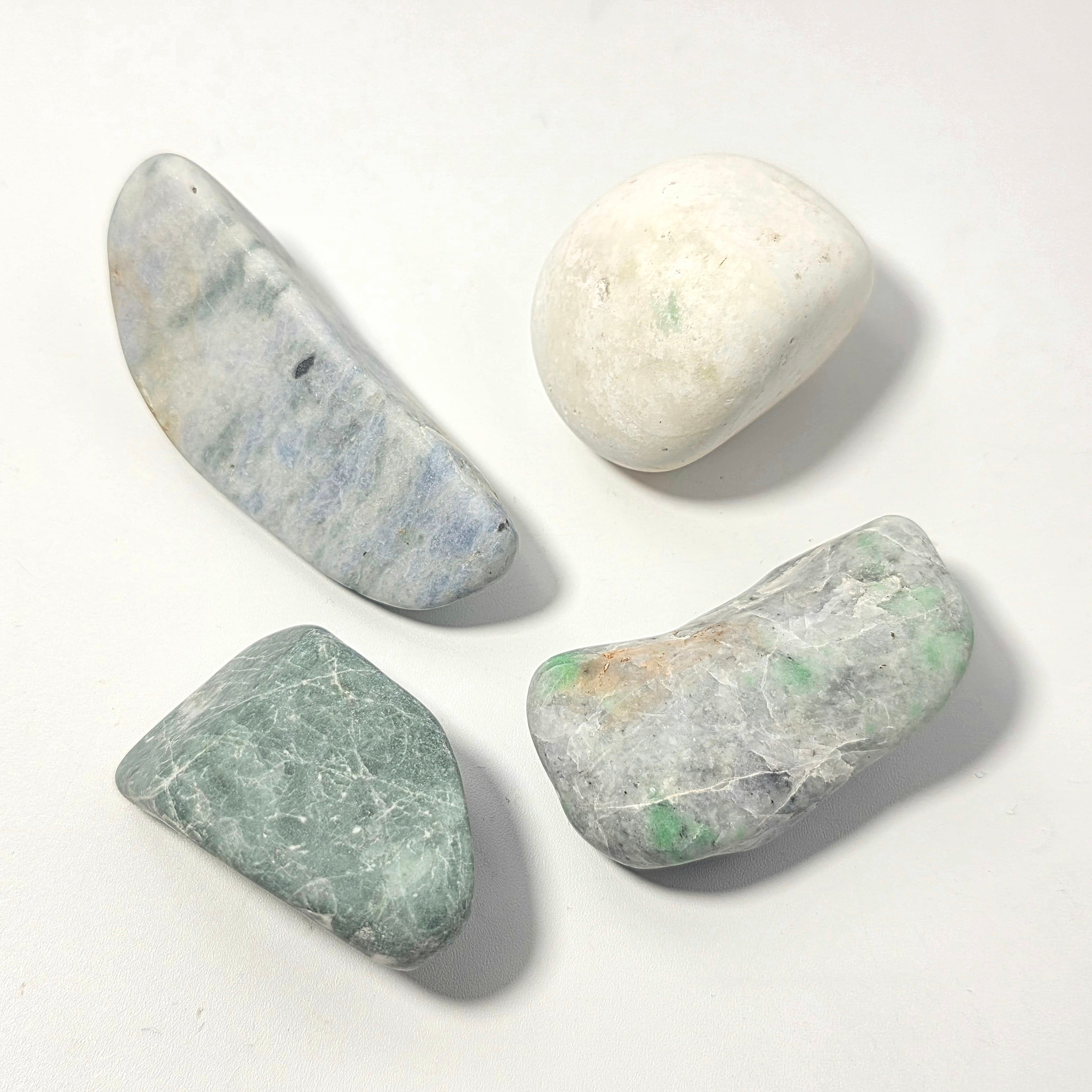 原石 | 糸魚川翡翠工芸家 赤羽可行BASE