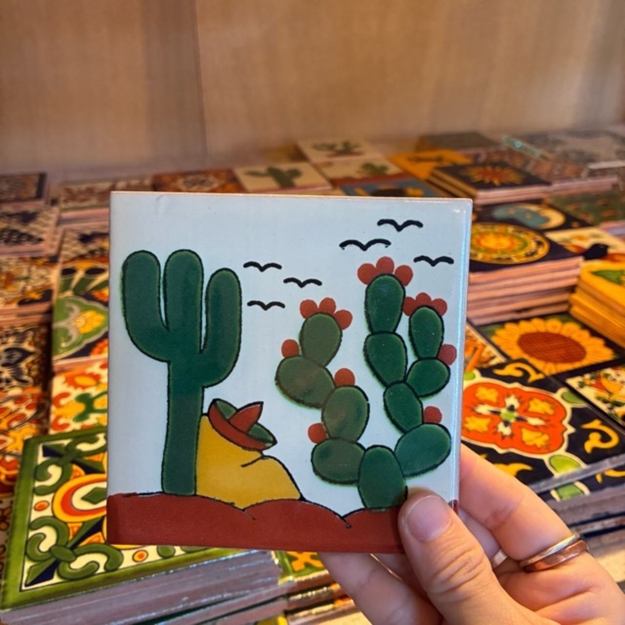 Mexico Talavera tile　メキシコタラベラタイル　001　サボテン　グリーン　ホワイト　10cm　コースター　鍋敷き　DIY　モザイクタイル　柄タイル　室内壁　室外壁　デザインタイル　レトロ　アートタイル　ハンドメイド