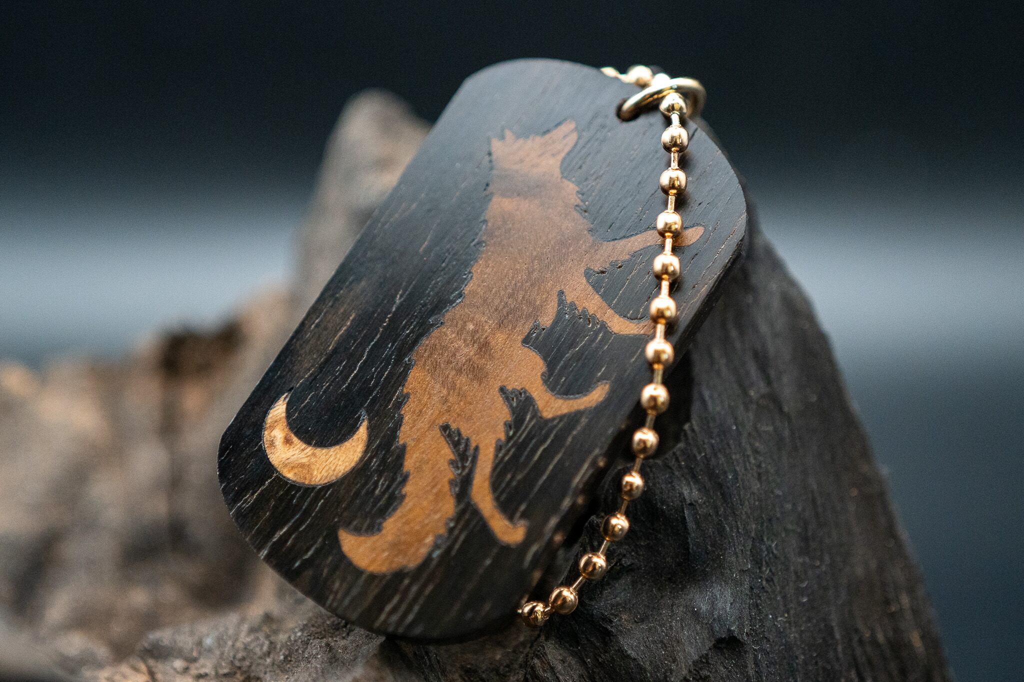 【 マヤの遺産】 ジリコテ ドッグタグ 象嵌 闊歩