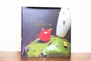 OBJECTS /display book