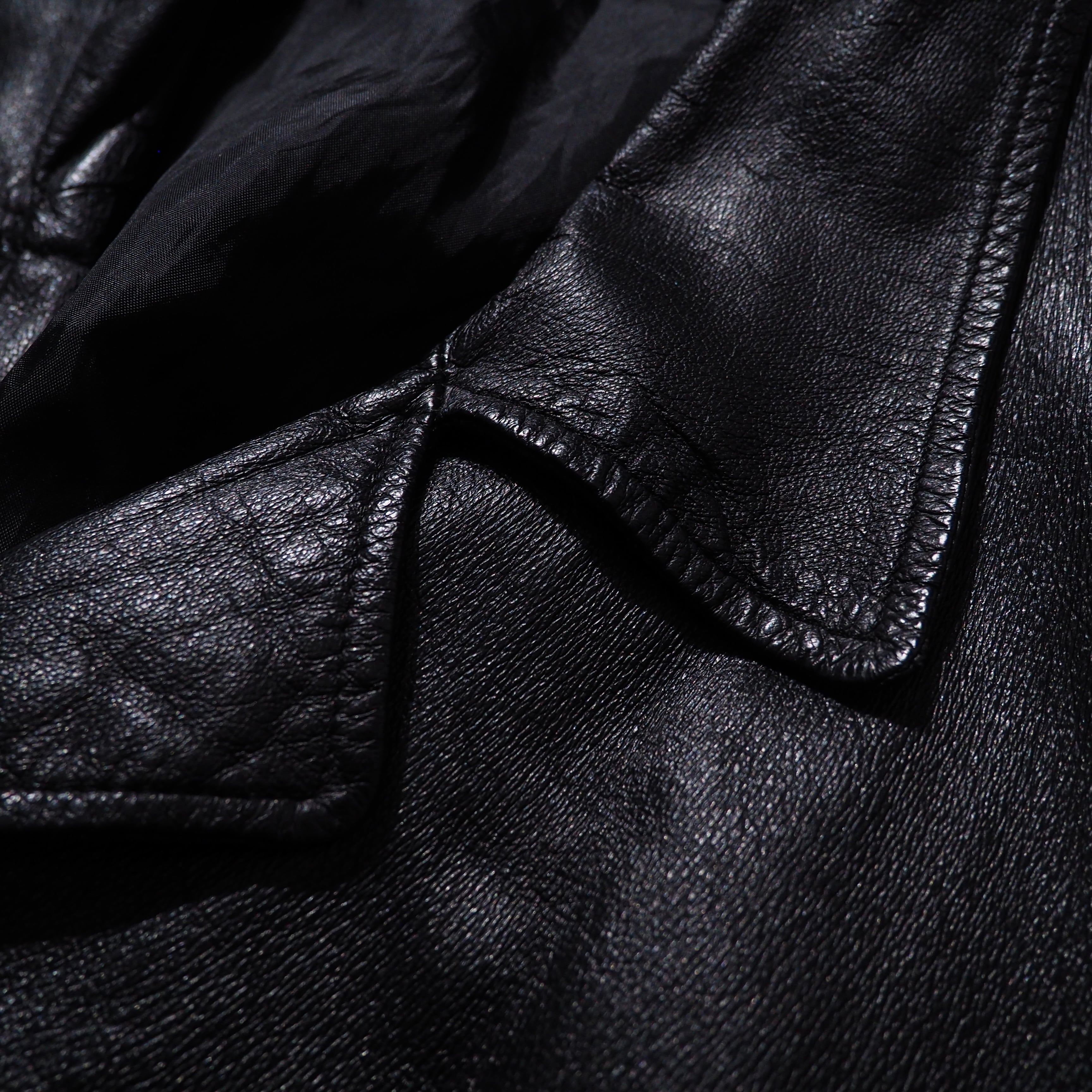" Unknown " Black Over silhouette vintage leather jacket