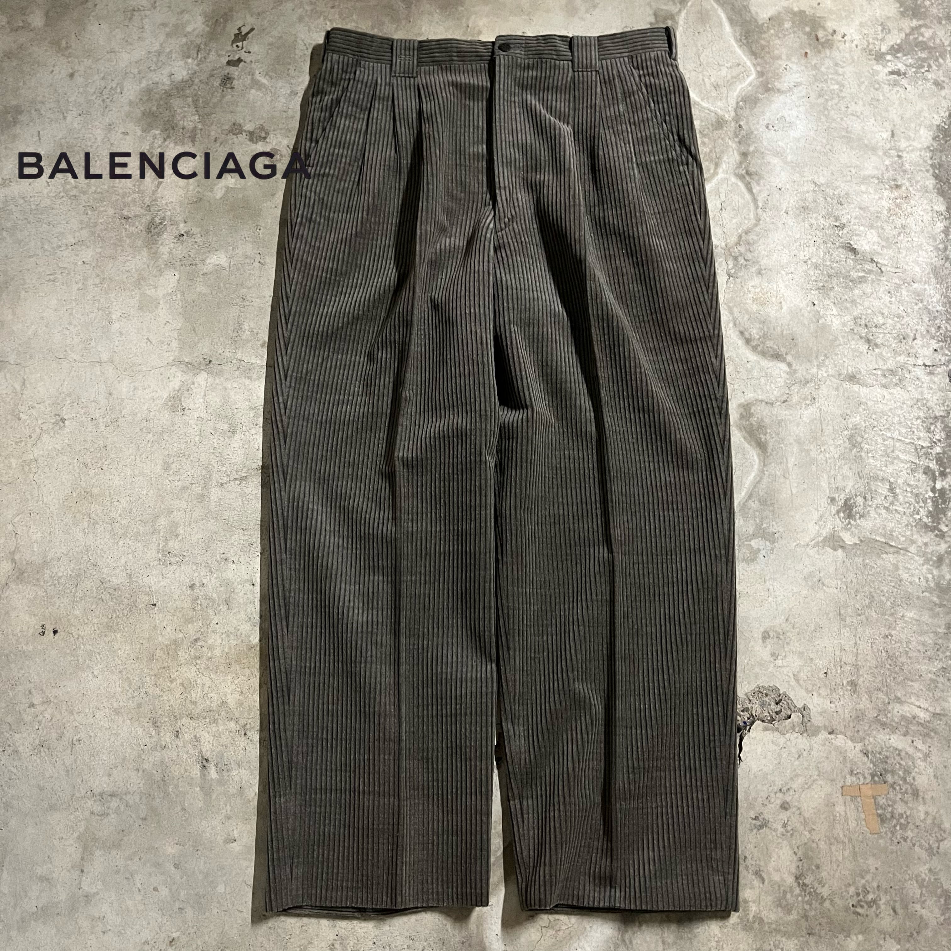 BALENCIAGA コーデュロイスラックス