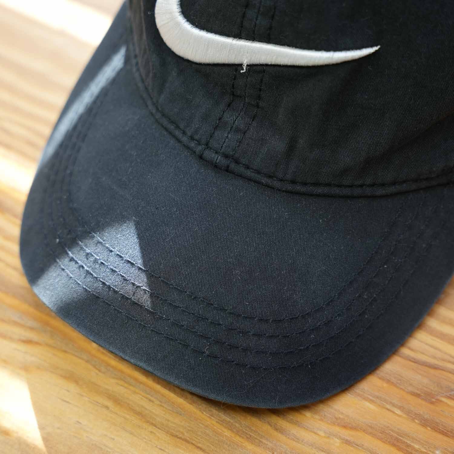 90s NIKE ナイキ 刺繍キャップ ブラック×ホワイト 頭回り小さめ 帽子