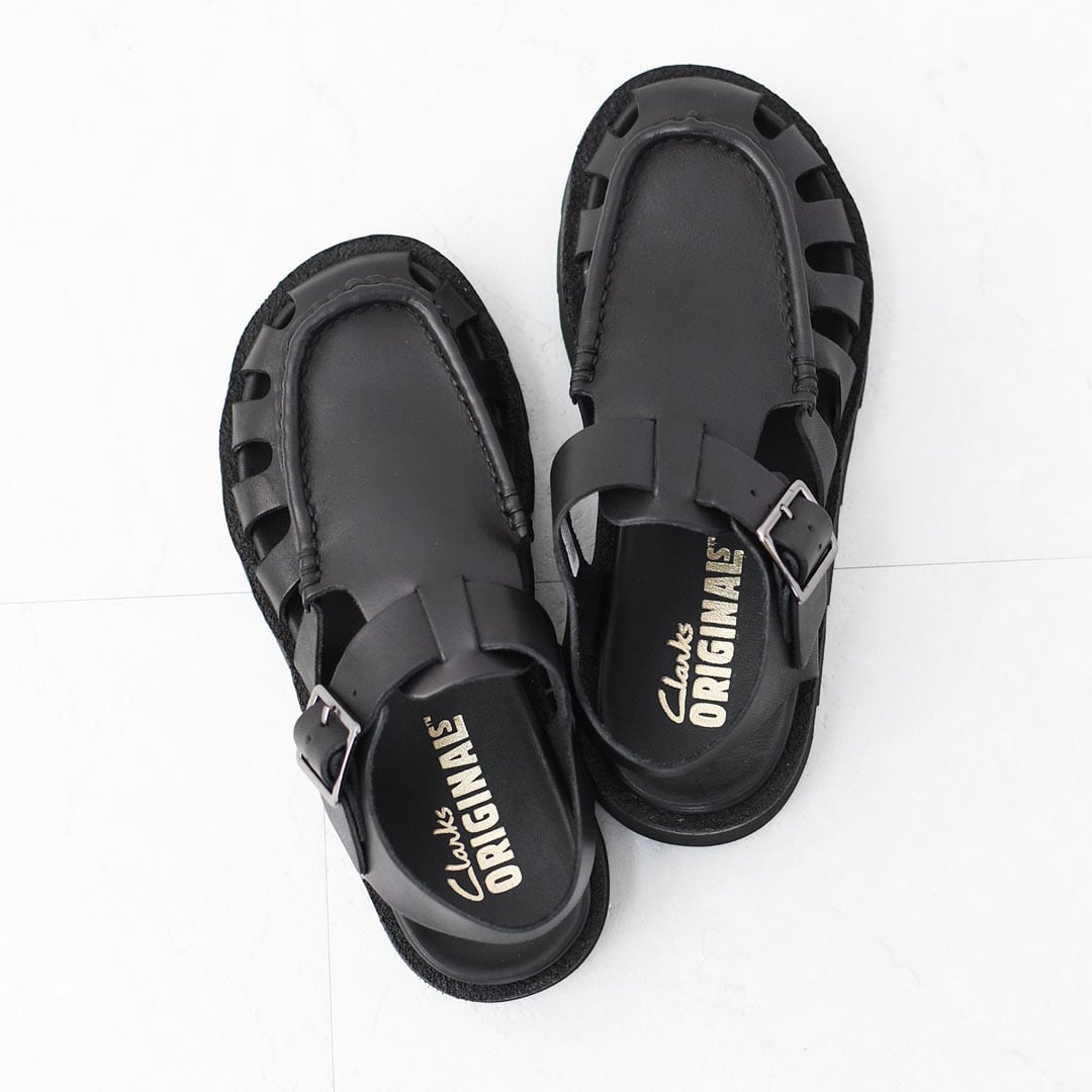 Clarks signatureブラック レザー サンダル Clarks（クラークス） サンダル Alda Strap / アルダストラップ