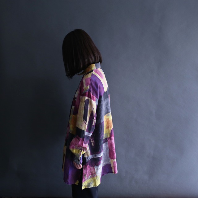 art graphic pattern flare silhouette loose shirt 