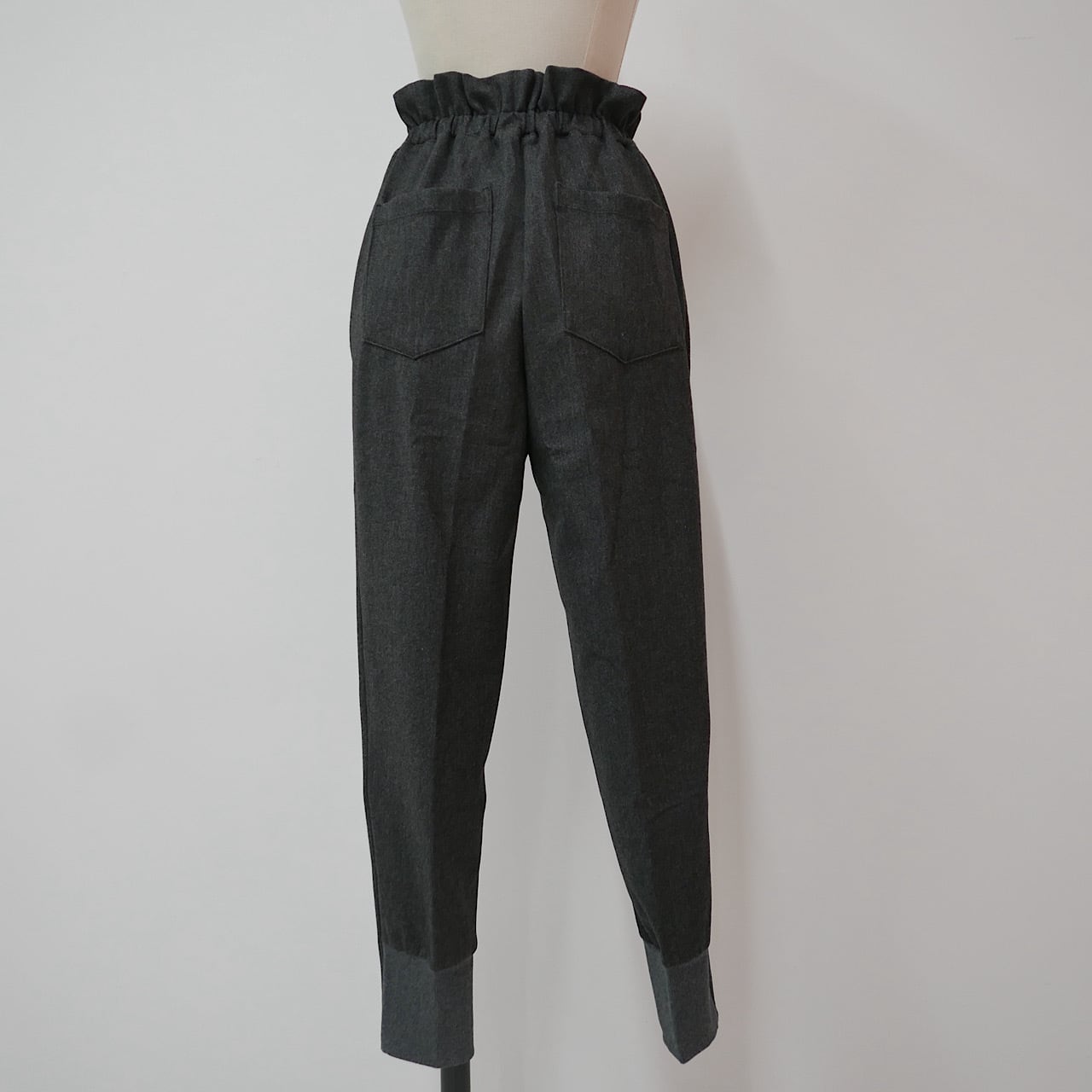 スラックスイージーパンツ(チャコールグレー) | LINKABLE