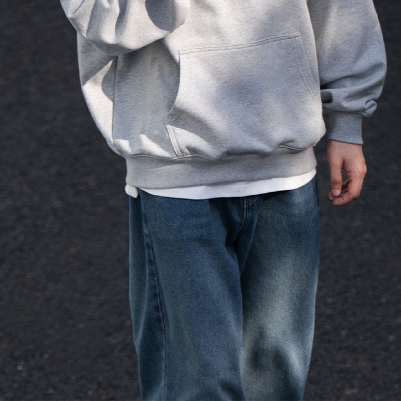 シンプルロゴベーシックフーディー　1019