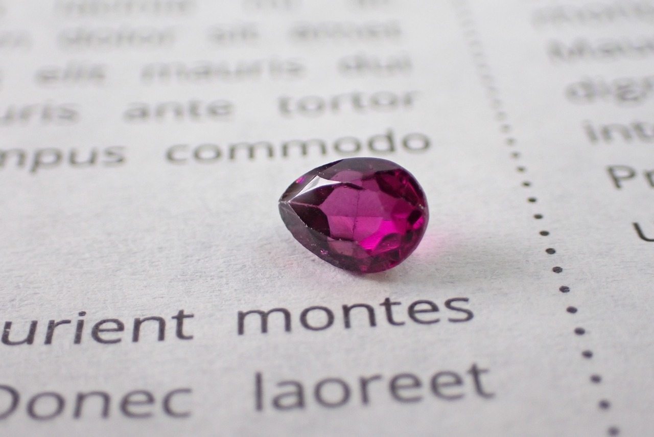 ガーネット　0.95ct　[C3‐89]