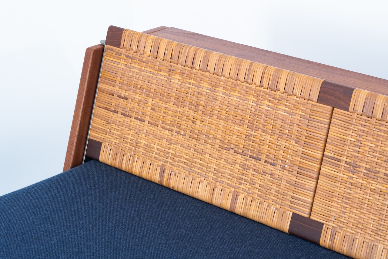 Hans J. Wegner | GE7 Daybed