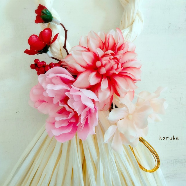 ホワイト×ピンク可愛いしめ飾り しめ縄リース お正月飾り アーティフィシャルフラワー | お花屋さんアトリエHaruHa(はるは)