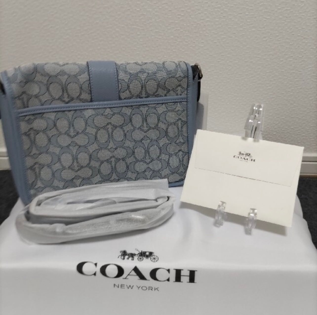 COACH コーチ クロスボディ シグネチャー ジャカード 新作新品 希少