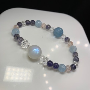 ホワイトラブラドライト×アイオライト デザインブレスレット