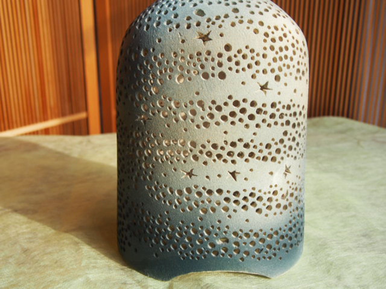 SALE】陶器ランプシェード『天空に昇るエンジェル (A005)』 | 手作り