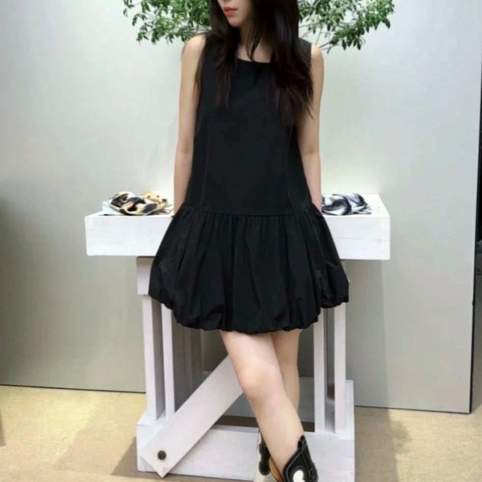 韓国アイドル着用】Balloon sleeveless dress(バルーンノースリーブ