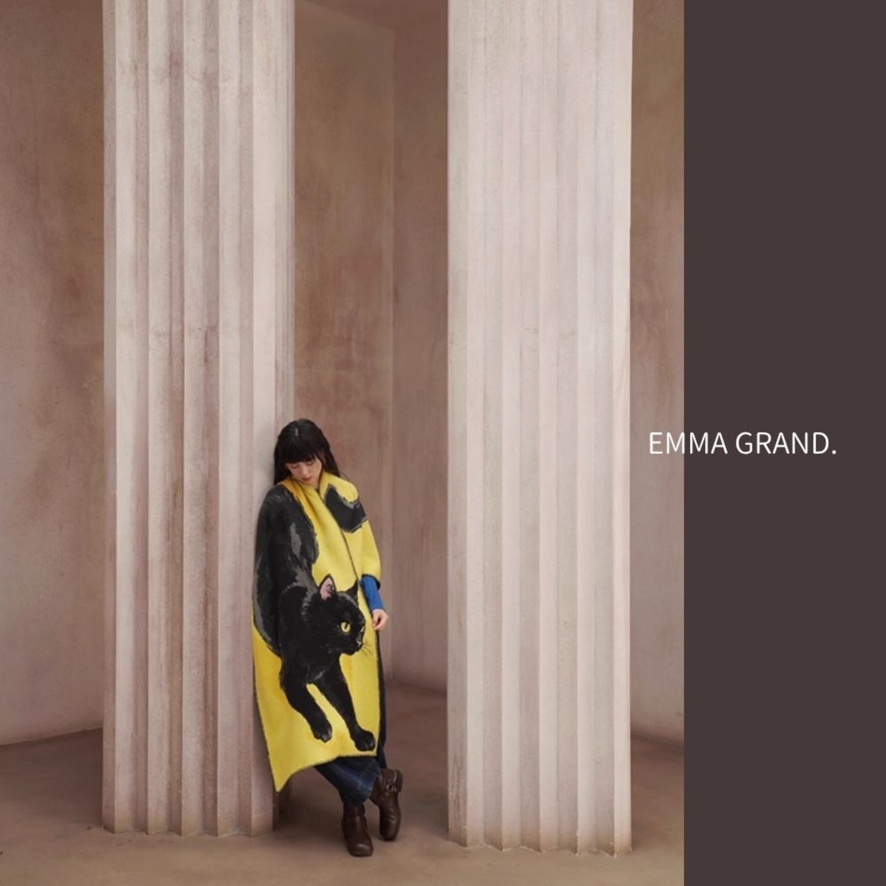 夜影を纏う黒猫ショール　E00606