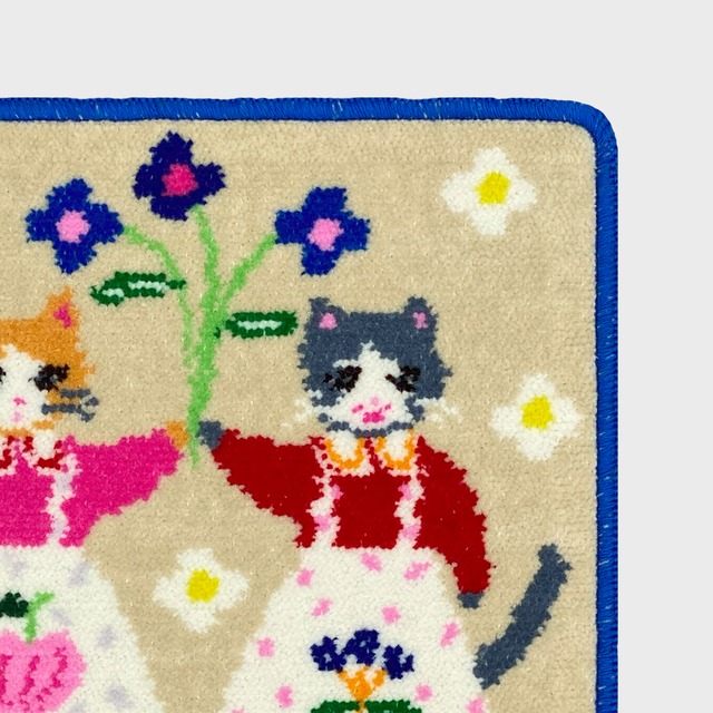 【Aiko Fukawa】布川愛子 CHENILLE  HANDKERCHIEF  お花を掲げる猫たち シェニール織ハンカチ