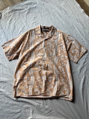 “TOMMY HILFIGER” Hawaiian Shirt