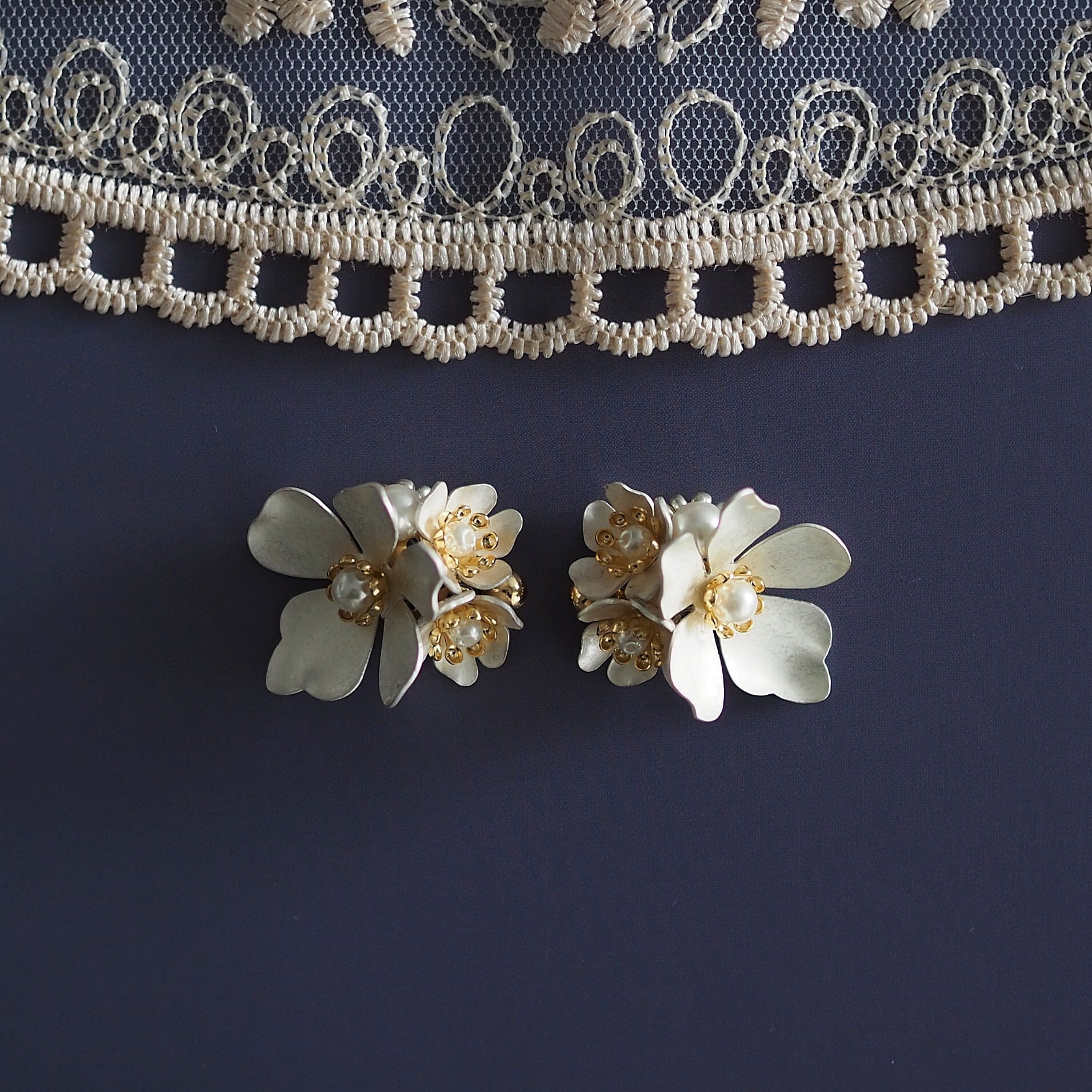 white bouquet ピアス/イヤリング | kanade