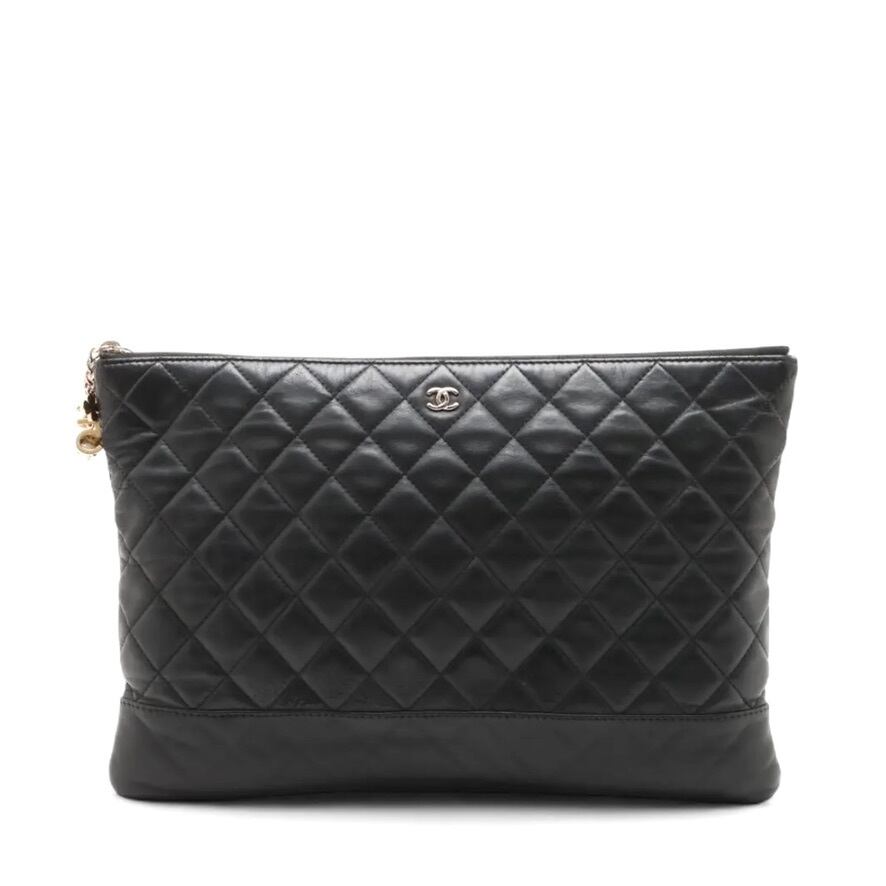 Extremely Rare ◇ CHANEL Matelassé Lambskin Clutch Bag, Second-Hand, Coco Logo, Black with Gold Hardware, 222336749