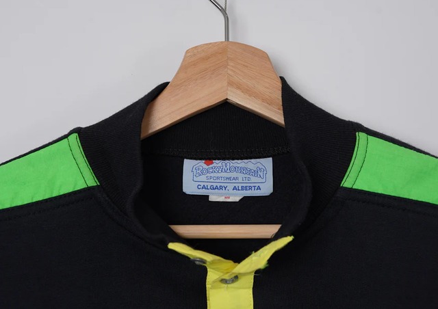 ROCKY MOUNTAIN　アノラックSweat