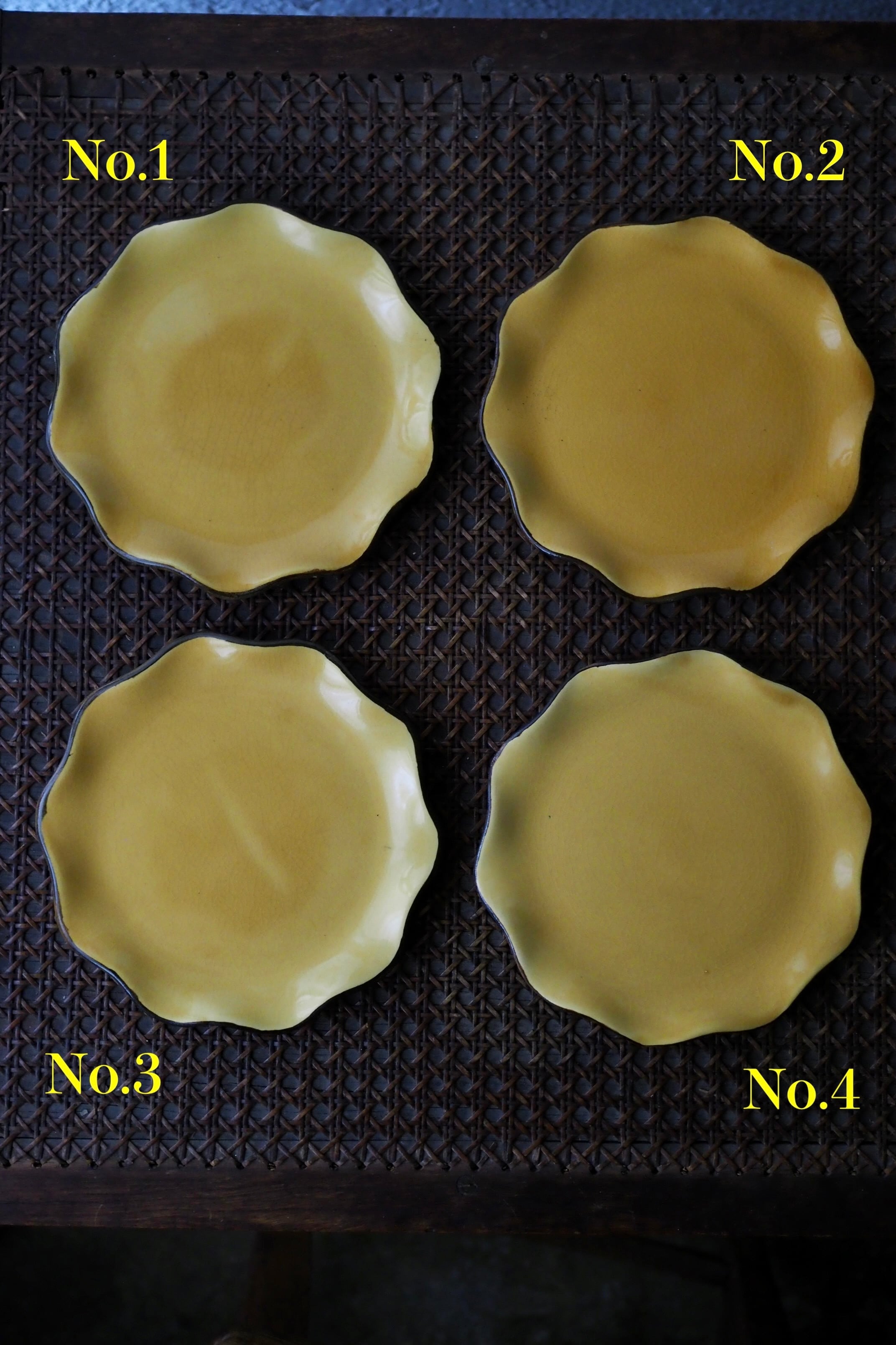 黄土色のデザート皿-vintage pottery plate | アンティーク
