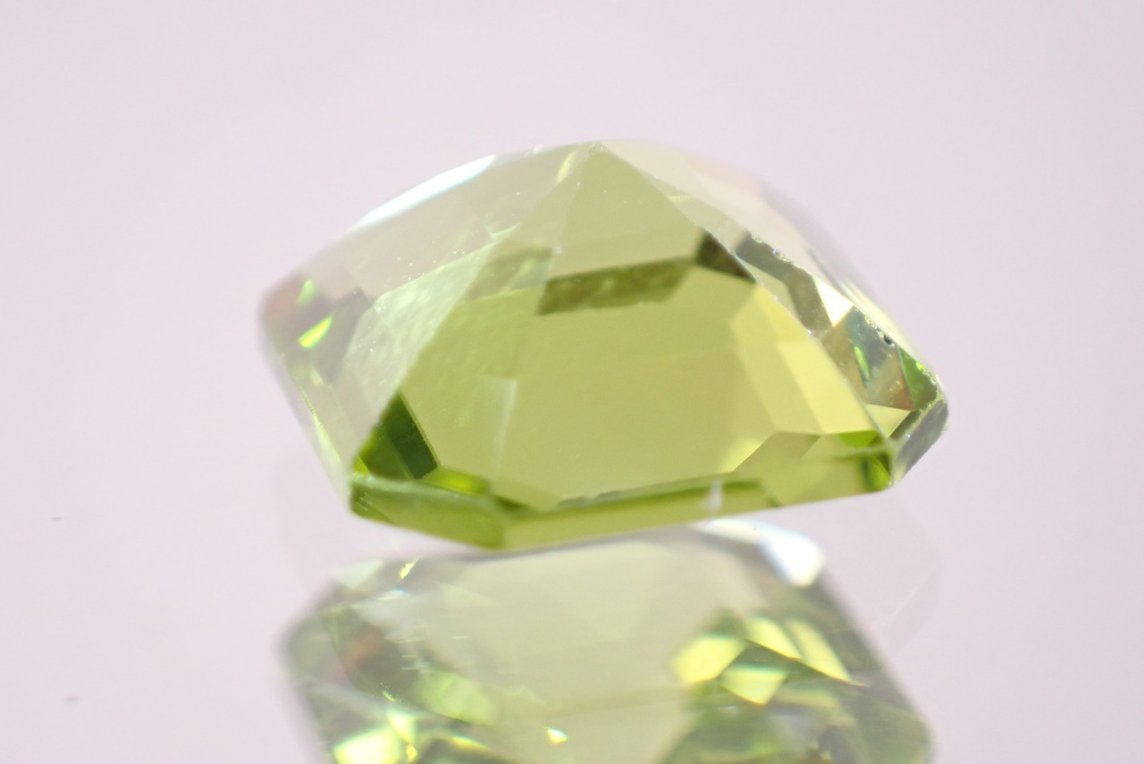 ペリドット　1.55ct　[D2-399]