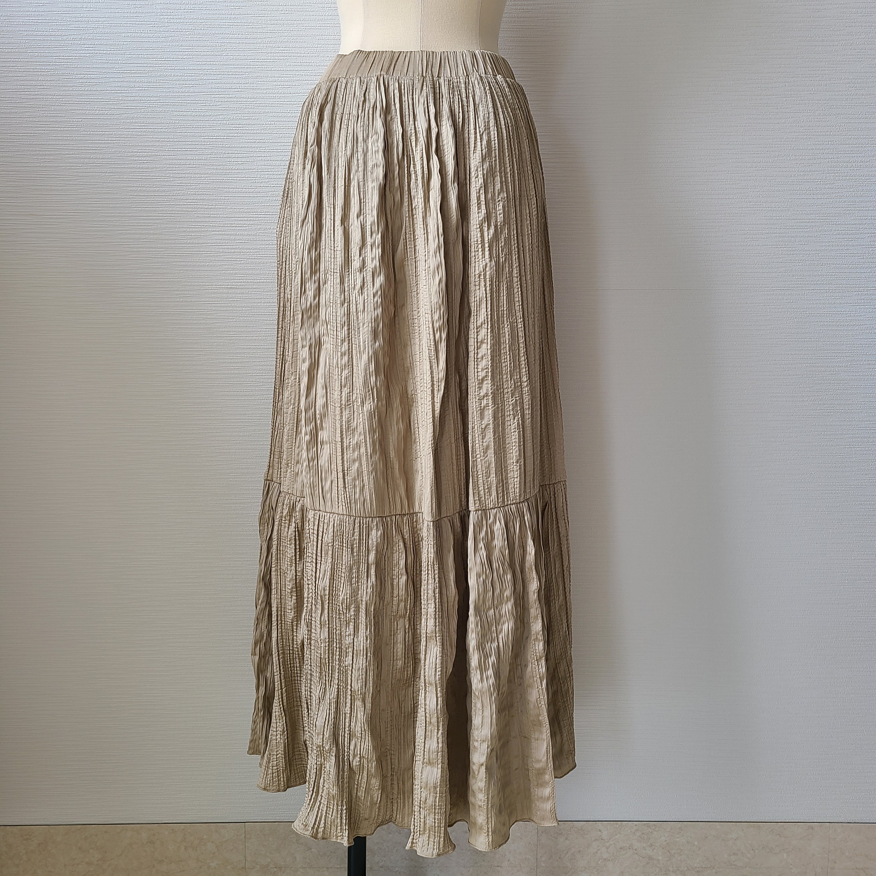 ayane】波なみプリーツロングスカート(834604) | FORME Base STORE