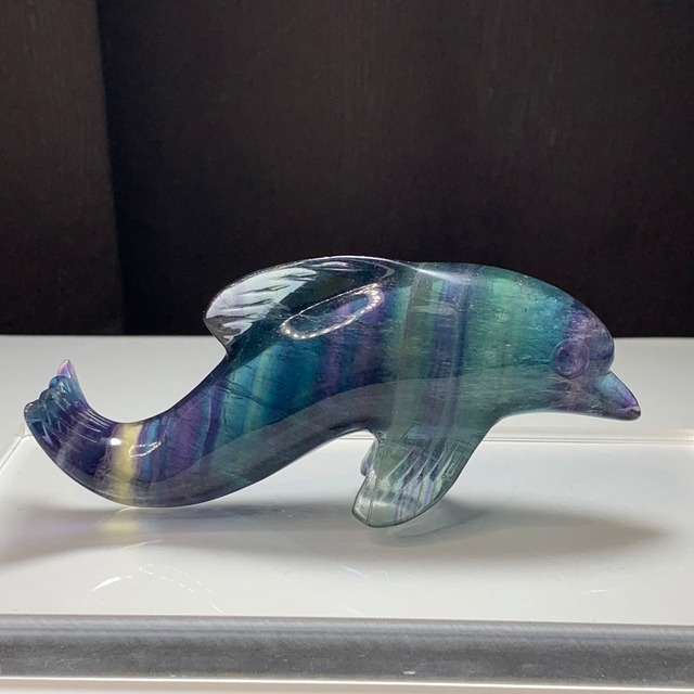 4.極上☆超透明！多彩な色合い☆イルカフローライト置物